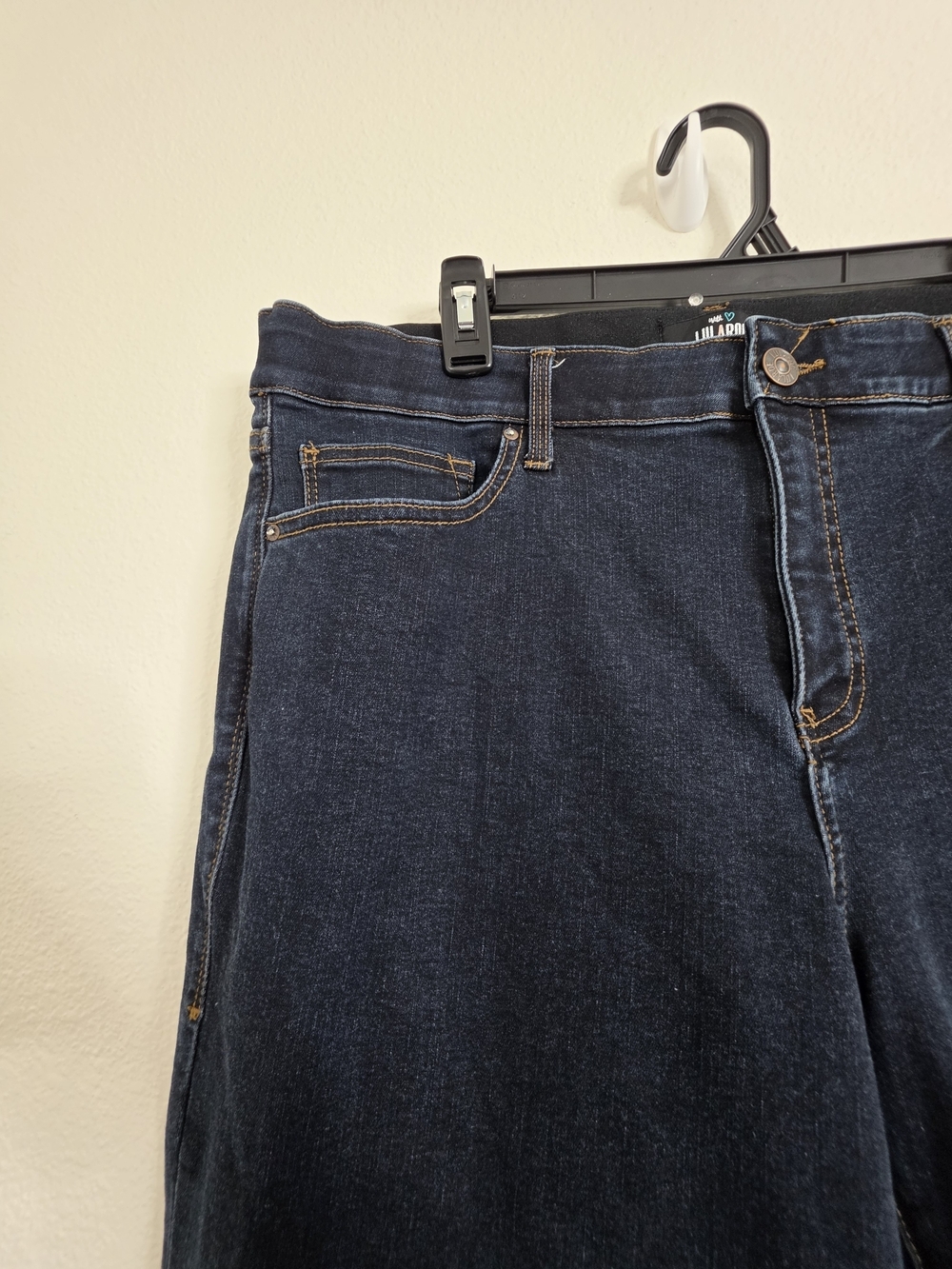 LuLaRoe Womens Size 38 Dark Wash Stretch Denim Straight Leg Jeans - Picture 7 of 13
